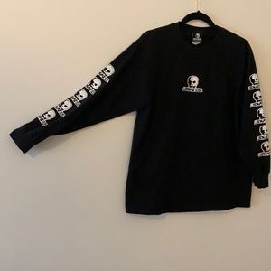 Skull skates-long sleeve